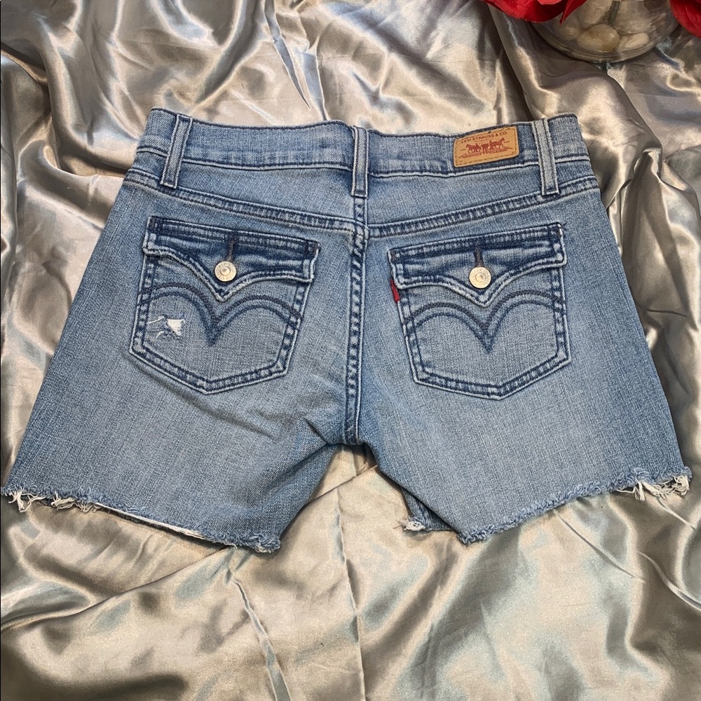 🌹VINTAGE Levi's 524 • Too Super Low Light Blue Distressed Denim Short Shorts